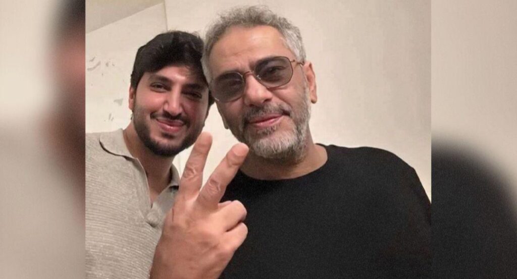 أول صورة لفضل شاكر.. عقب إخلاء سبيله من قِبل المحكمة العسكرية