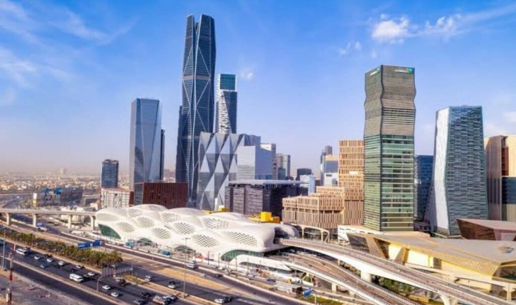 “لاهنت” السعودية للتقنية الحكومية : تعتزم إطلاق 40 خدمة مؤتمتة والتوسع في قطر وعُمان