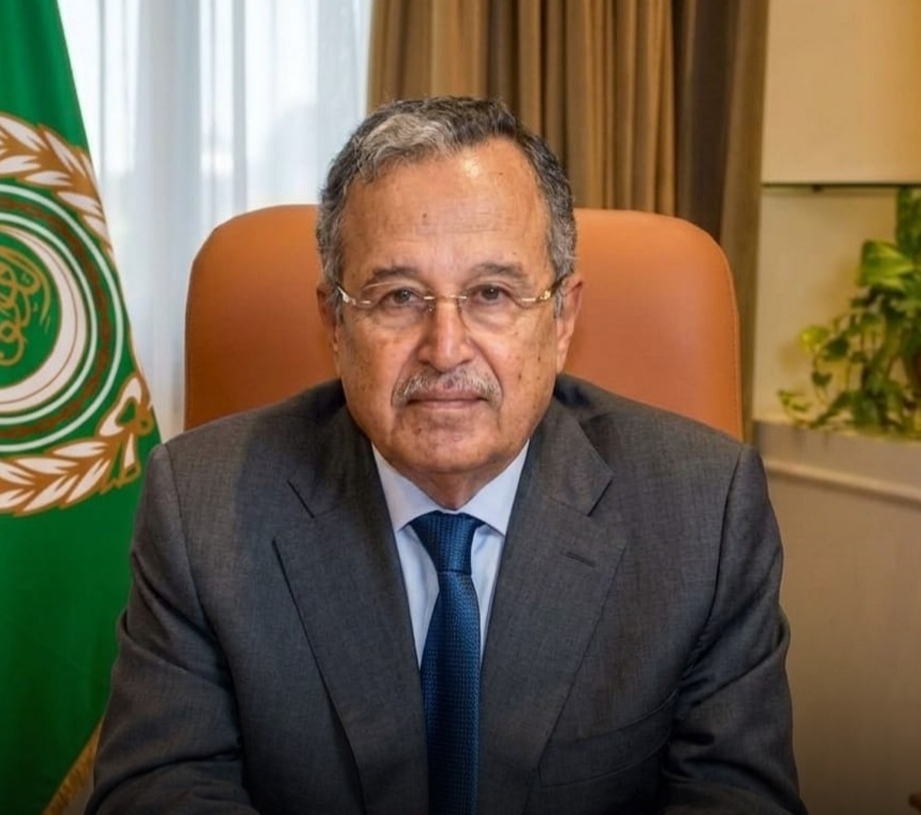 الأمين العام لجامعة الدول العربية: يحذر من تصعيد المنطقة ويدين الاعتداءات الإيرانية مطالباً واشنطن وطهران بالتحاور