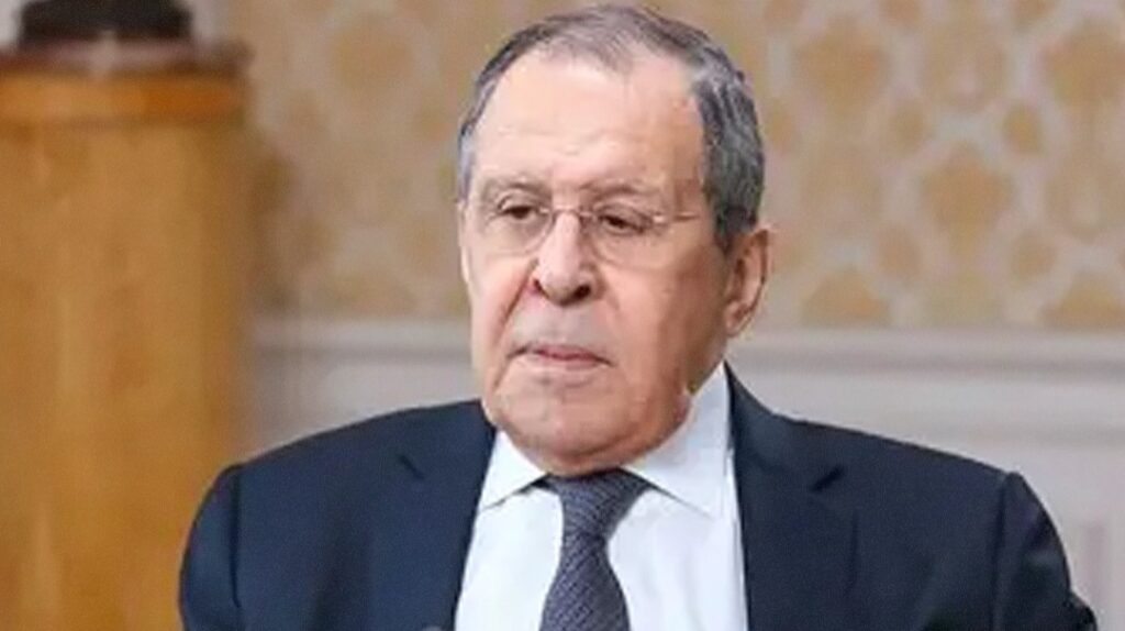 وزير الخارجية الروسي سيرغي لافروف: يصل مانيلا للمشاركة في اجتماعات “آسيان”