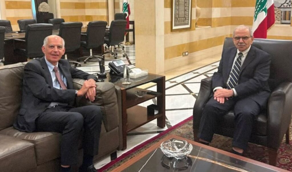 «سلام»: يستقبل السفير الفرنسي «هيرفيه ماغرو» لبحث تطورات الأوضاع في لبنان والمنطقة