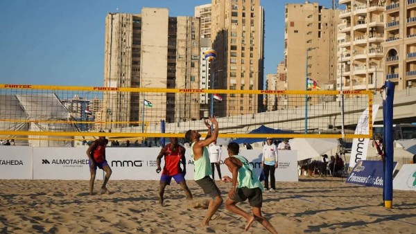 الجزائر تتأهل لنصف نهائي أفريقيا للكرة الطائرة الشاطئية بعد عبور موزمبيق