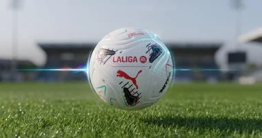 الليجا تعتمد الكرة المتصلة رسميا في موسم 2026-2027