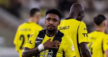 الاتحاد يقلب الطاولة على الحزم بثلاثية بيرجوين في الدوري السعودي