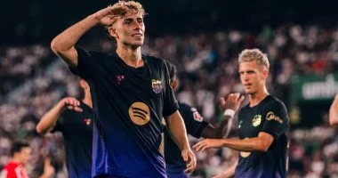 برشلونة يبدأ الدوري الإسباني بخماسية نظيفة أمام إلتشي