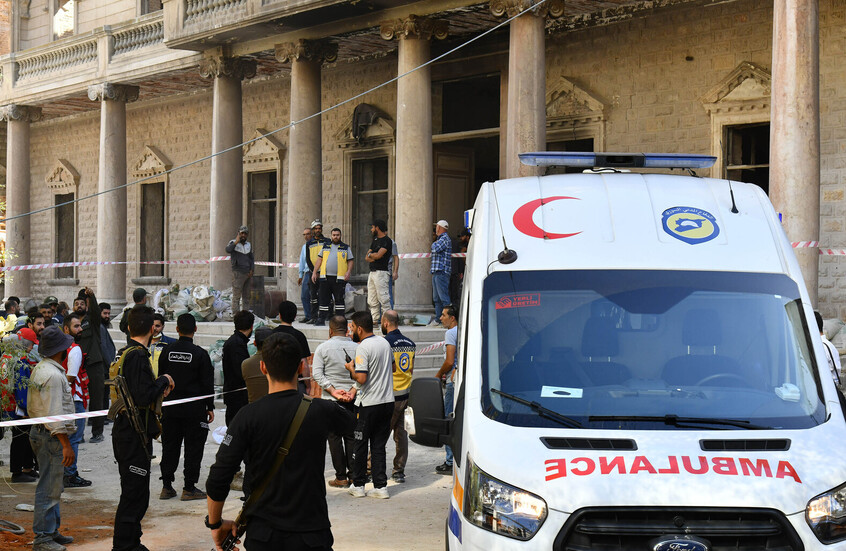 سوريا: قتيلان و14 مصاباً في تفجير حافلة بمدينة جرمانا