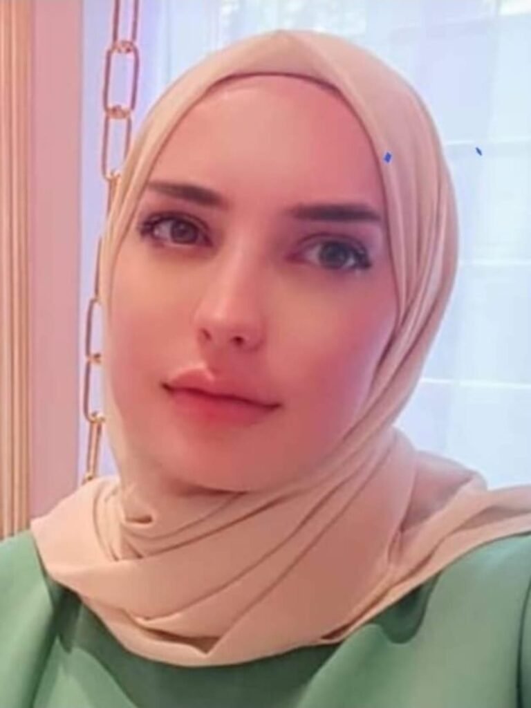 «على حافة الظلّ… يولد الضوء»