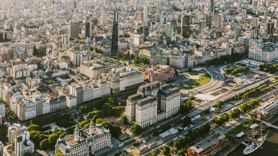 الأرجنتين: إلغاء قيود تملك الأجانب للأراضي